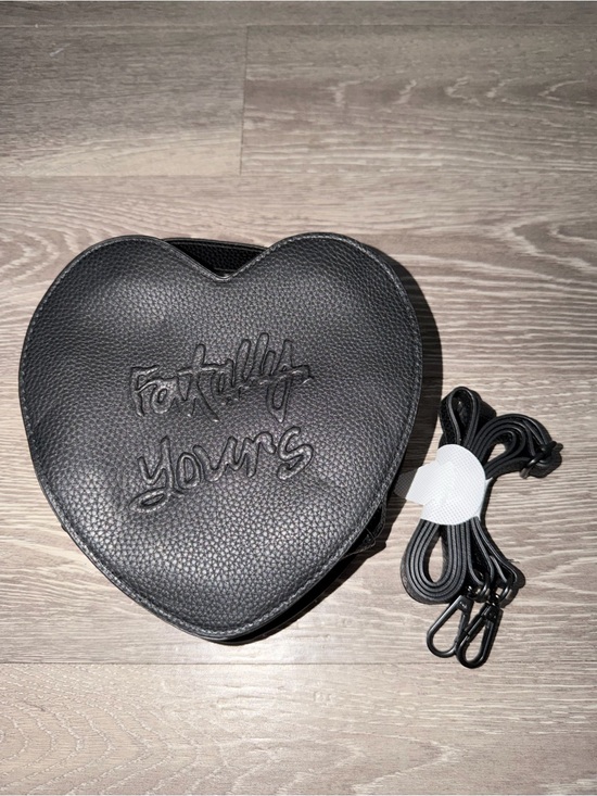 Melt Cosmetics Handbags - Melt Cosmetics x Bailey Sarian Fataly Yours heart-shaped bag